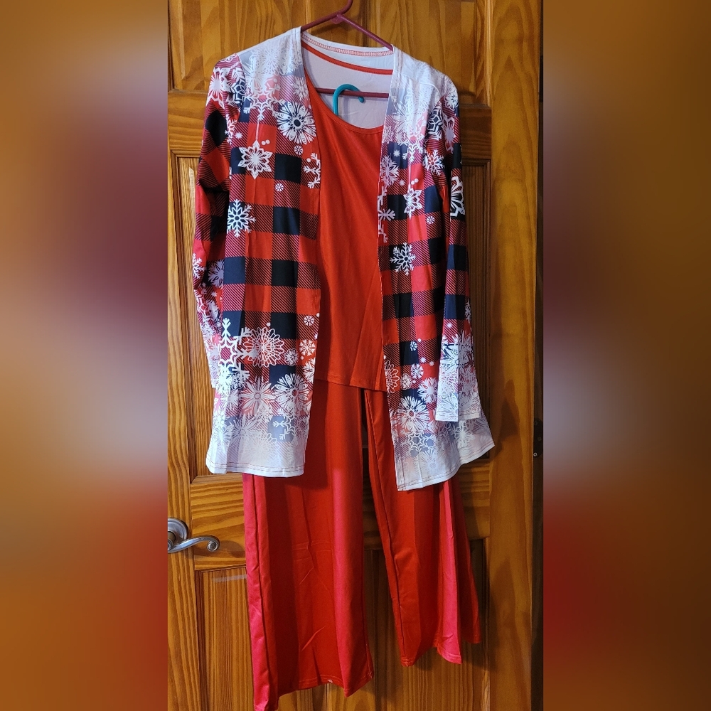 Women's Red Festive Snowflakes And Plaid. Tank, Pants And Cover 3 Pc. Set (C03)